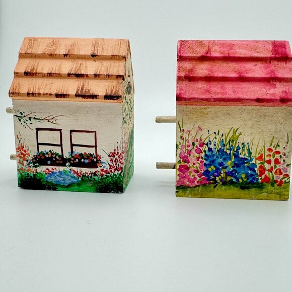 Hand-Painted Miniature Birdhouses Set Of 2 Floral Designs L Magee 4" Gift Decor - Picture 8 of 8